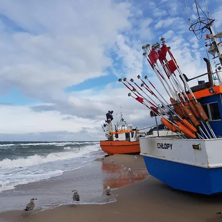 Kompleks wypoczynkowy Ośrodek Rodzinny Pod Wydmami Przy Plaży , Plac Zabaw , Rowery *