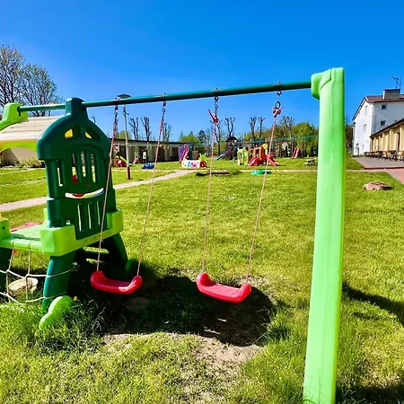 Kompleks wypoczynkowy Ośrodek Rodzinny Pod Wydmami Przy Plaży , Plac Zabaw , Rowery Sarbinowo