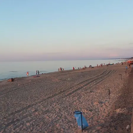 Ośrodek Rodzinny Pod Wydmami Przy Plaży , Plac Zabaw , Rowery * Sarbinowo