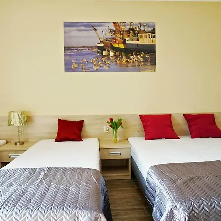 Ośrodek Rodzinny Pod Wydmami Przy Plaży , Plac Zabaw , Rowery Kompleks wypoczynkowy *