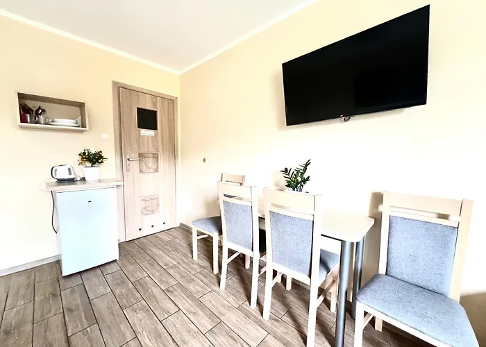 Ośrodek Rodzinny Pod Wydmami Przy Plaży , Plac Zabaw , Rowery *