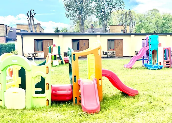 Ośrodek Rodzinny Pod Wydmami Przy Plaży , Plac Zabaw , Rowery * Sarbinowo