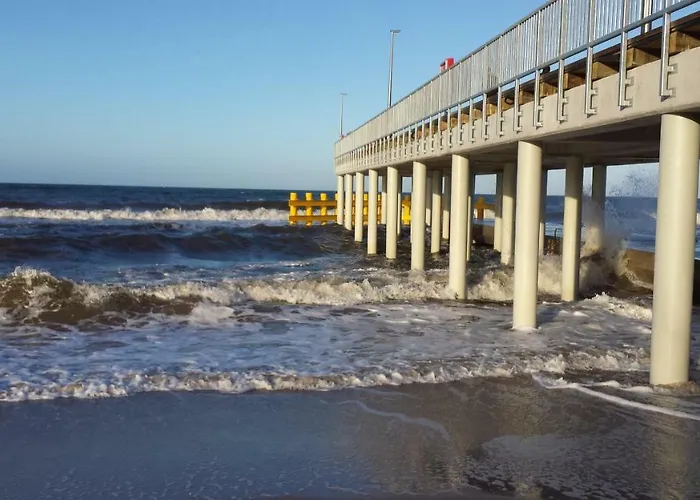 Kompleks wypoczynkowy Ośrodek Rodzinny Pod Wydmami Przy Plaży , Plac Zabaw , Rowery Sarbinowo