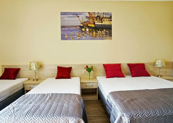 Ośrodek Rodzinny Pod Wydmami Przy Plaży , Plac Zabaw , Rowery Kompleks wypoczynkowy *